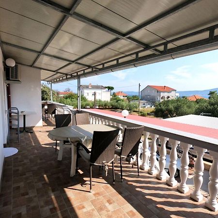Apartments Ana Сукошан Екстер'єр фото