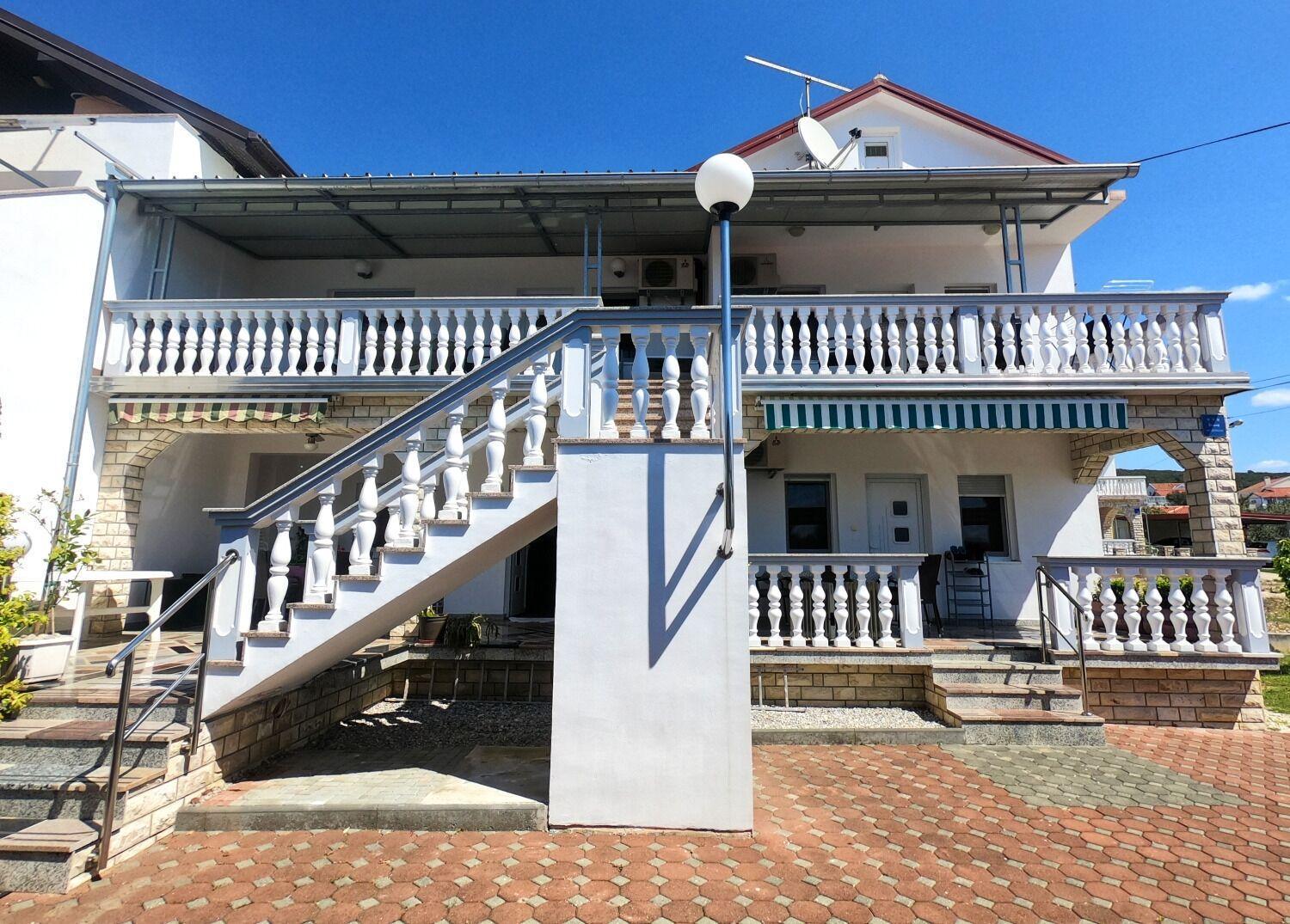 Apartments Ana Сукошан Екстер'єр фото