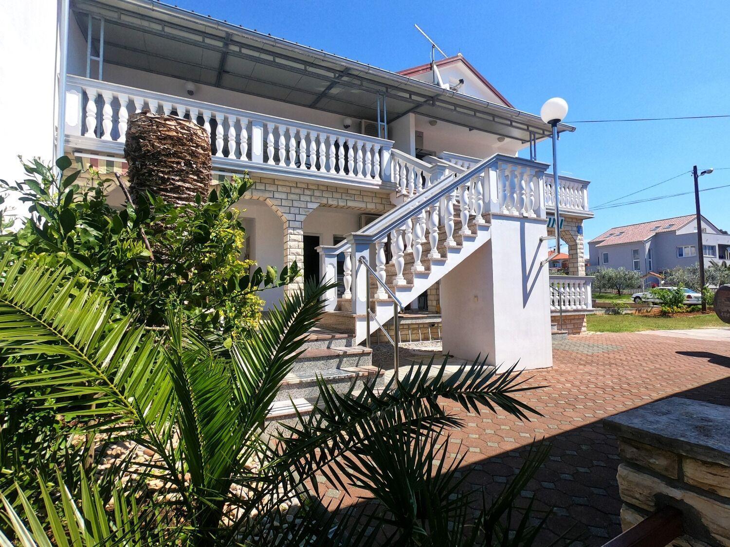 Apartments Ana Сукошан Екстер'єр фото